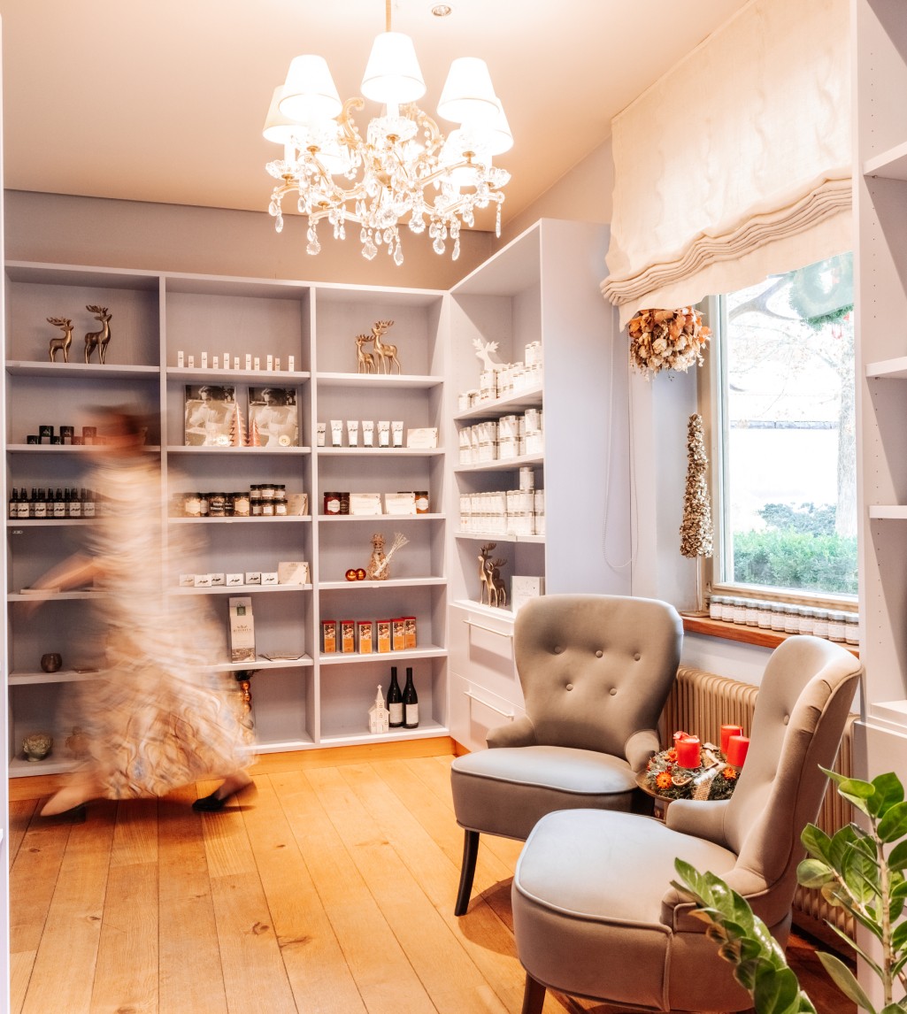 Genuss-Shop im Hubertus Boutiquehotel in Filzmoos mit lokalen Produkten