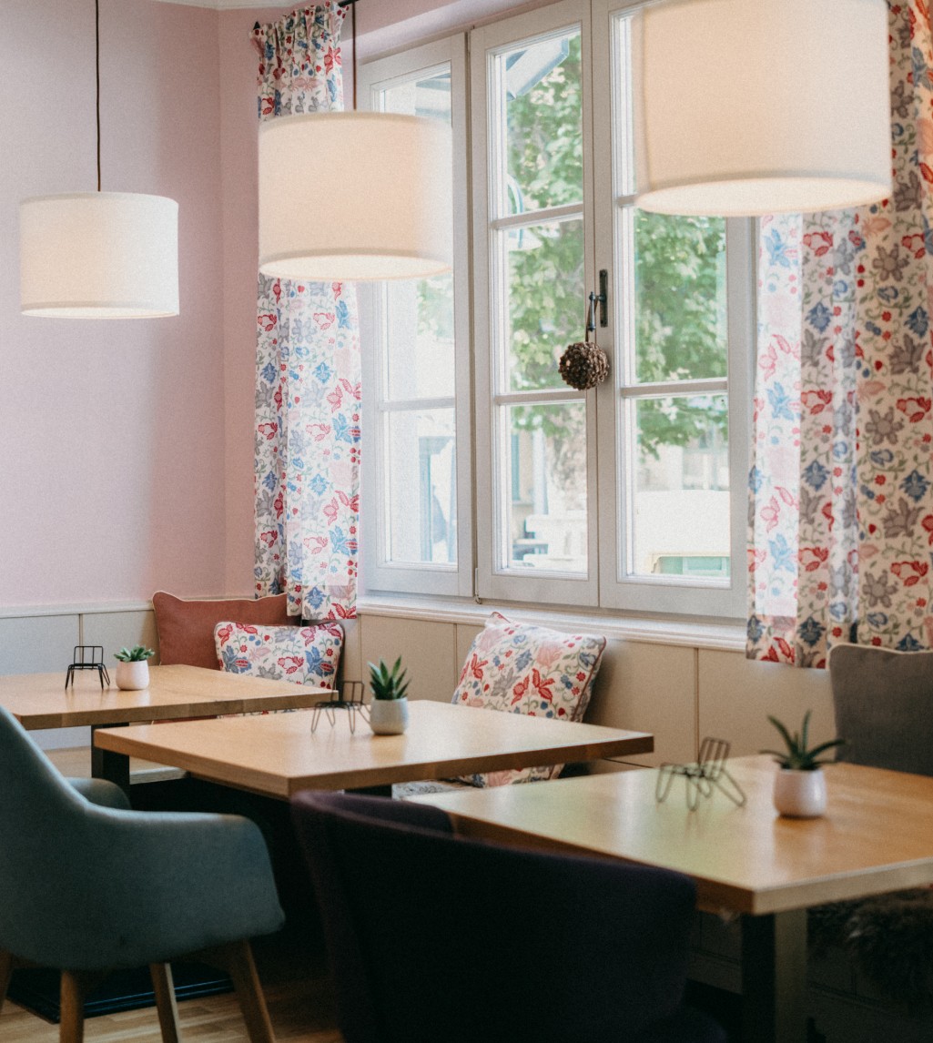 Kaffee und Kuchen im Hubertus Boutiquehotel in Filzmoos