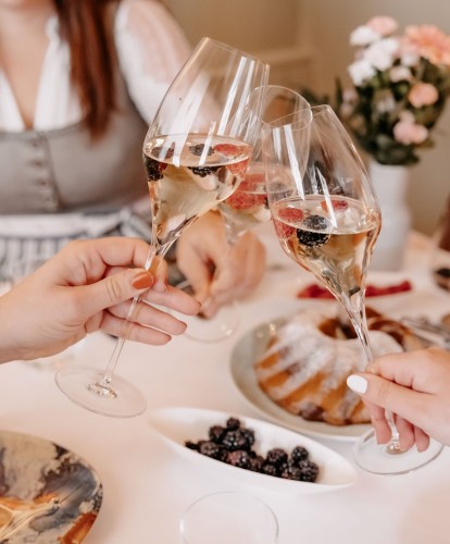 Sekt und Feierlichkeiten im Hotel Hubertus in Filzmoos