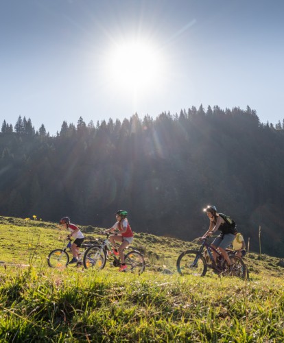 Mountainbiking durch die Landschaft