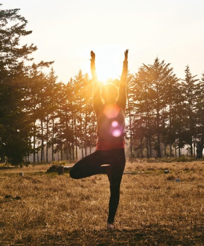 Yoga bei Sonnenuntergang