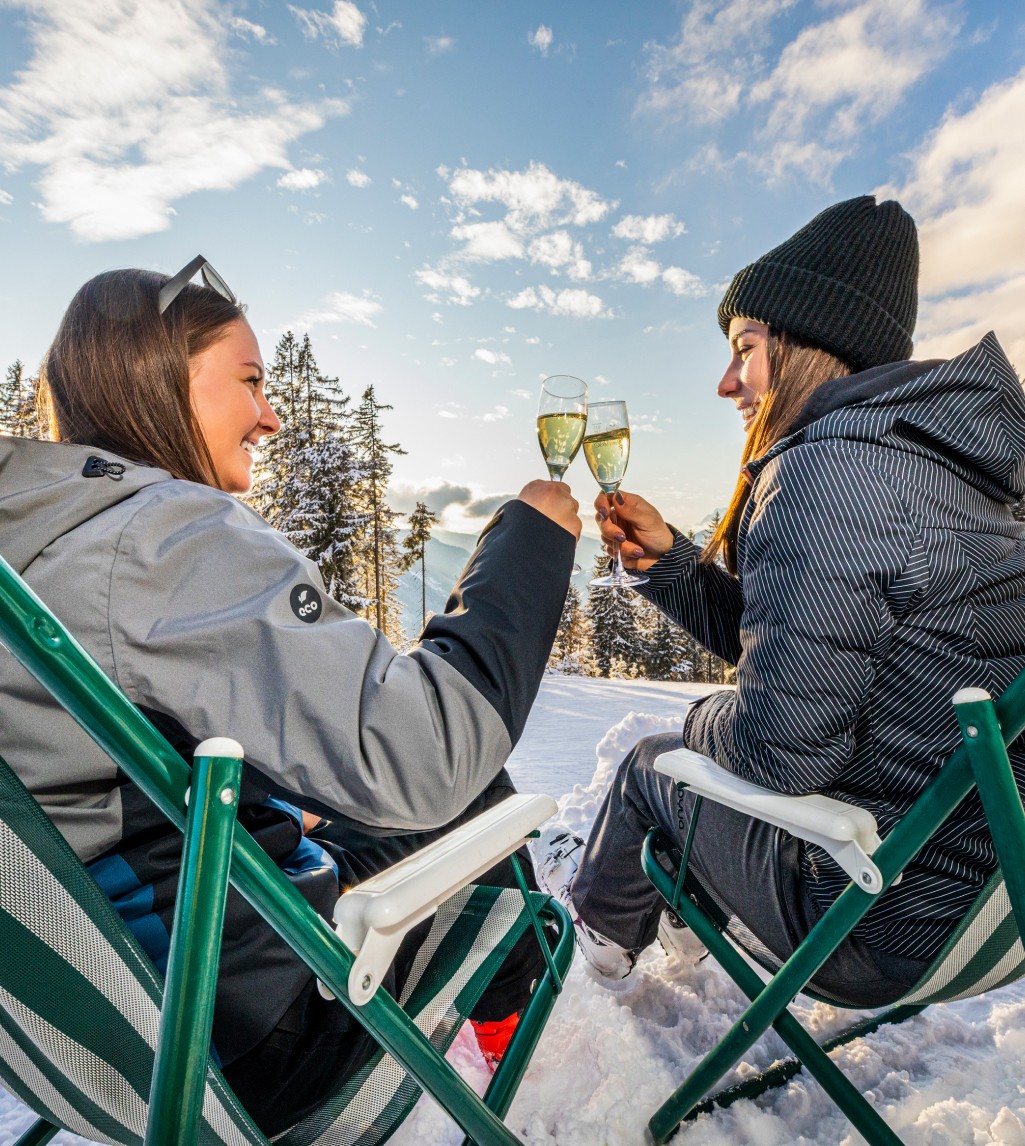 Winterpicknick in den Bergen  © TVB Filzmoos